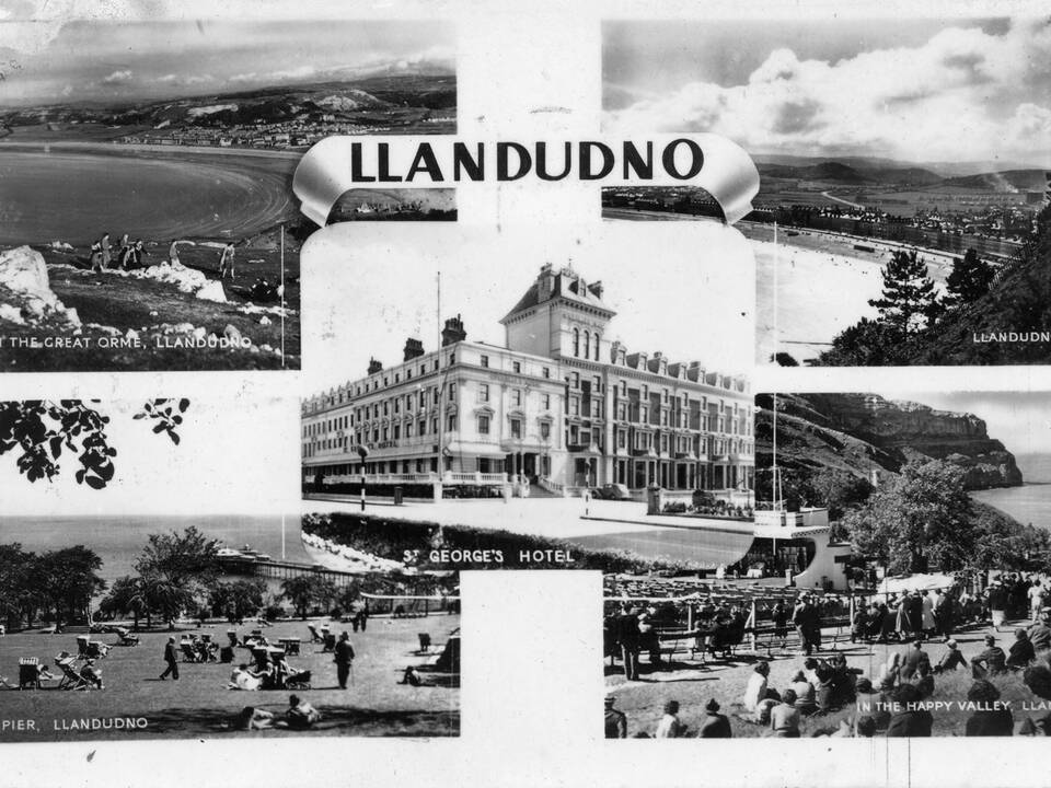 Holidays in Llandudno